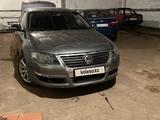 Volkswagen Passat 2007 годаүшін3 100 000 тг. в Экибастуз