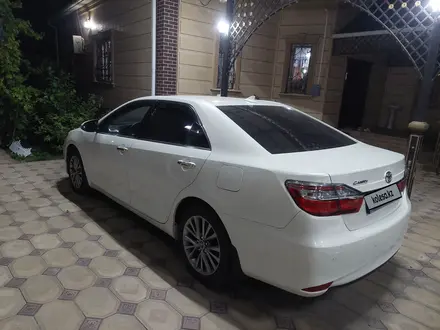 Toyota Camry 2017 года за 14 000 000 тг. в Шымкент – фото 2