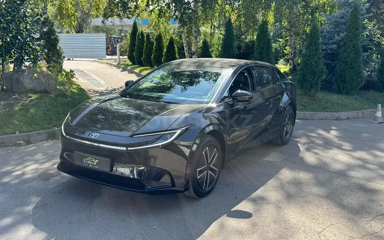 Toyota bZ5 2025 года за 13 800 000 тг. в Алматы