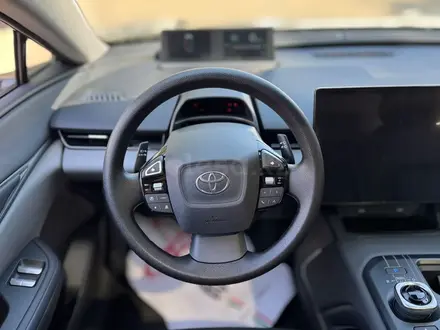 Toyota bZ5 2025 года за 13 800 000 тг. в Алматы – фото 8