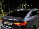 Hyundai Accent 2021 года за 7 300 000 тг. в Атырау – фото 3