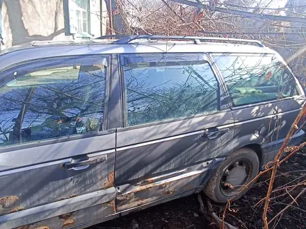 Volkswagen Passat 1991 года за 700 000 тг. в Алматы – фото 7