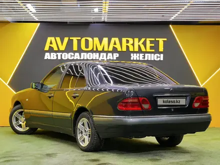 Mercedes-Benz E 230 1995 года за 2 550 000 тг. в Астана – фото 5