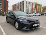 Toyota Camry 2018 года за 11 500 000 тг. в Астана – фото 3