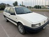 Volkswagen Passat 1994 годаүшін1 600 000 тг. в Алматы