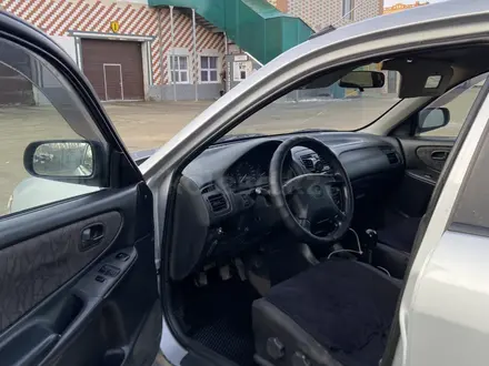 Mazda 626 1998 года за 2 100 000 тг. в Актобе – фото 7