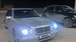 Mercedes-Benz E 320 1998 года за 2 400 000 тг. в Астана