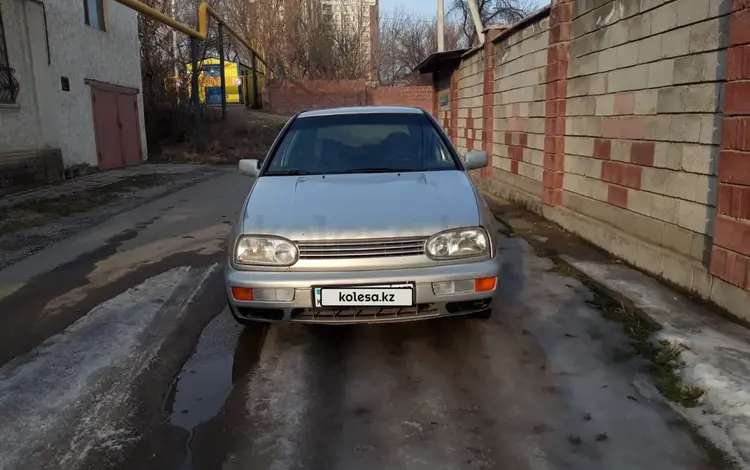 Volkswagen Golf 1998 года за 1 200 000 тг. в Шымкент