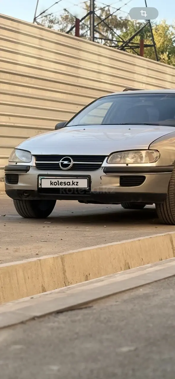 Opel Omega, 1996