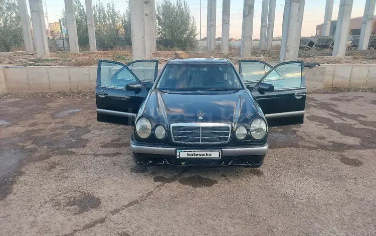 Mercedes-Benz E 280 1998 годаүшін2 100 000 тг. в Астана
