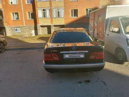 Mercedes-Benz E 280 1998 года за 2 100 000 тг. в Астана – фото 7