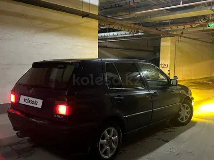 Volkswagen Golf 1993 года за 1 050 000 тг. в Астана – фото 5