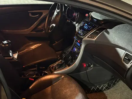 Hyundai Elantra 2016 года за 6 500 000 тг. в Атырау – фото 5