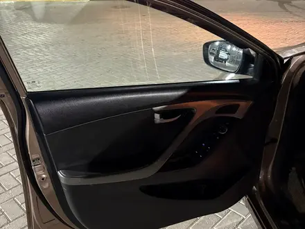 Hyundai Elantra 2016 года за 6 500 000 тг. в Атырау – фото 9