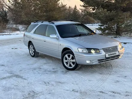 Toyota Mark II Qualis 1999 года за 4 400 000 тг. в Алматы