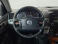 Volkswagen Touareg 2006 года за 3 900 000 тг. в Алматы – фото 16