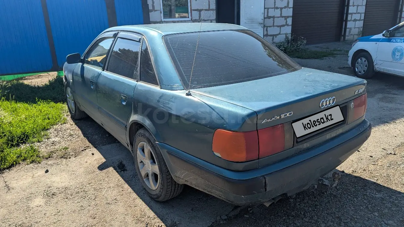 Audi 100, 1992