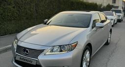 Lexus ES 300h 2013 года за 8 600 000 тг. в Алматы