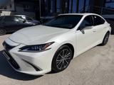 Lexus ES 250 2025 года за 35 000 000 тг. в Шымкент – фото 3