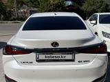 Lexus ES 250 2025 года за 35 000 000 тг. в Шымкент – фото 5