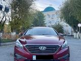 Hyundai Sonata 2015 года за 8 000 000 тг. в Атырау – фото 2