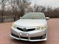 Toyota Camry 2014 года за 5 500 000 тг. в Уральск – фото 2