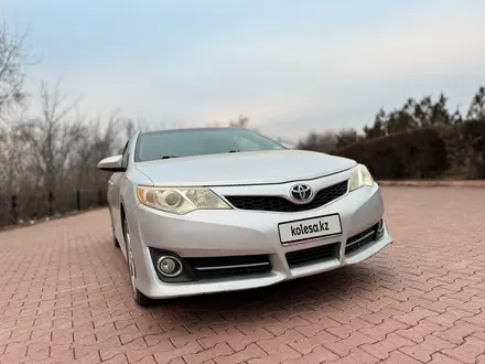 Toyota Camry 2014 года за 5 500 000 тг. в Уральск – фото 5