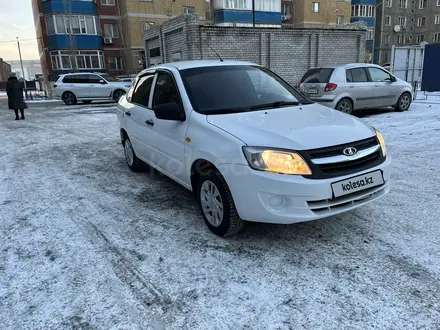 ВАЗ (Lada) Granta 2190 2015 года за 2 800 000 тг. в Семей