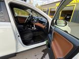 Toyota RAV4 2016 года за 9 500 000 тг. в Караганда – фото 2