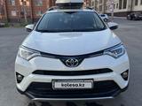 Toyota RAV4 2016 года за 9 500 000 тг. в Караганда