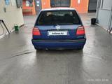 Volkswagen Golf 1994 года за 900 000 тг. в Семей – фото 2