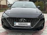 Hyundai Accent 2020 года за 7 800 000 тг. в Шымкент – фото 2