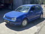 Volkswagen Golf 2000 годаүшін2 200 000 тг. в Шымкент