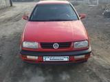 Volkswagen Vento 1993 года за 1 600 000 тг. в Караганда – фото 4