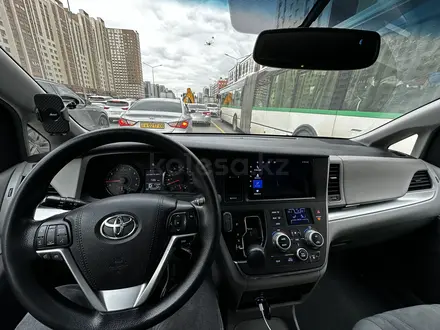 Toyota Sienna 2017 года за 12 900 000 тг. в Астана – фото 8