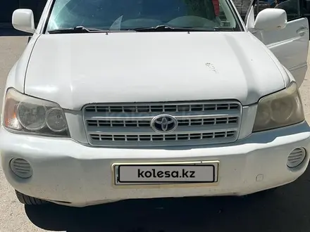 Toyota Highlander 2001 года за 6 000 000 тг. в Усть-Каменогорск – фото 2