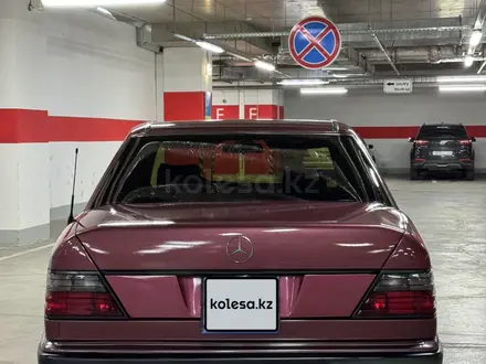 Mercedes-Benz E 220 1993 года за 3 000 000 тг. в Тараз – фото 5