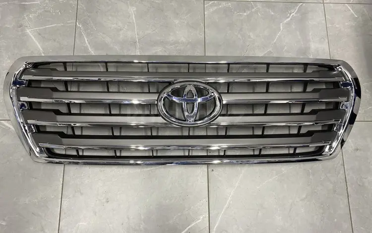 Решётка радиатора Toyota Land Cruiser 200 2015 ORIGINAL за 40 000 тг. в Алматы