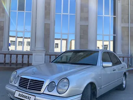 Mercedes-Benz E 280 1999 года за 4 300 000 тг. в Актау – фото 4