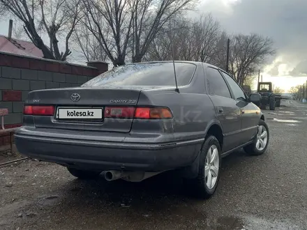 Toyota Camry 1997 года за 3 700 000 тг. в Ушарал – фото 4