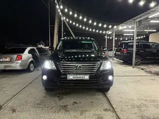 Lexus LX 570