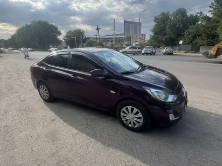 Hyundai Solaris 2013 года за 3 950 000 тг. в Алматы – фото 4