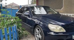 Mercedes-Benz S 600 2001 годаfor2 800 000 тг. в Талдыкорган