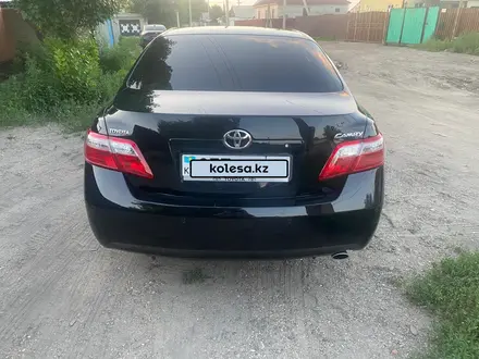 Toyota Camry 2011 года за 7 500 000 тг. в Семей – фото 2