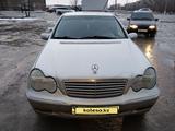 Mercedes-Benz C 220 2002 года за 2 800 000 тг. в Экибастуз