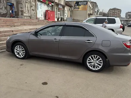 Toyota Camry 2015 года за 10 400 000 тг. в Петропавловск – фото 5