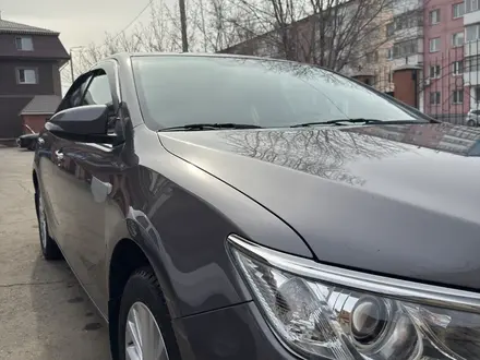Toyota Camry 2015 года за 10 400 000 тг. в Петропавловск – фото 9