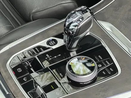 BMW X7 2021 года за 50 000 000 тг. в Алматы – фото 11