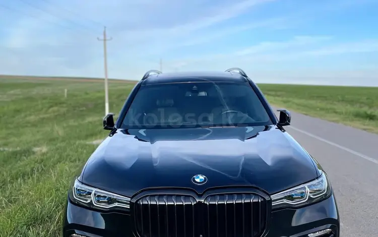 BMW X7 2021 года за 50 000 000 тг. в Алматы