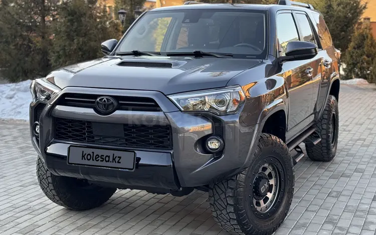 Toyota 4Runner 2020 годаүшін28 700 000 тг. в Караганда